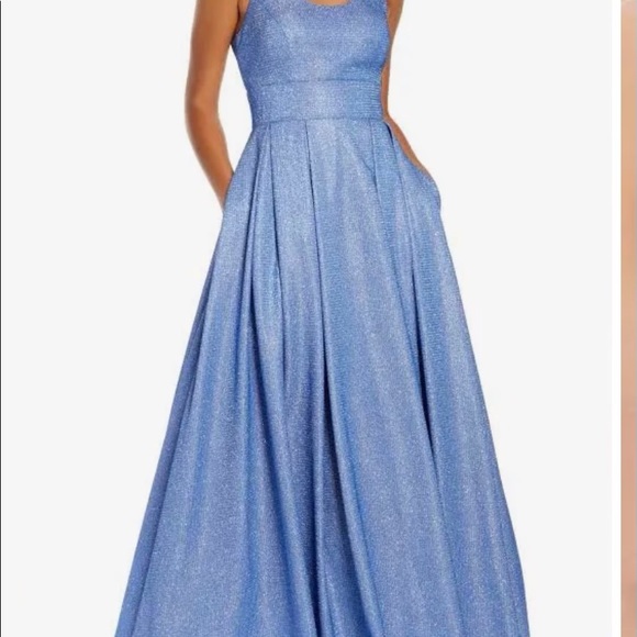 New dress size 3 - Picture 4 of 5